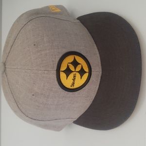 New Era, 8, Black/Grey